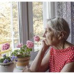 7 Ways Seniors Can Stay Safe While Living Alone