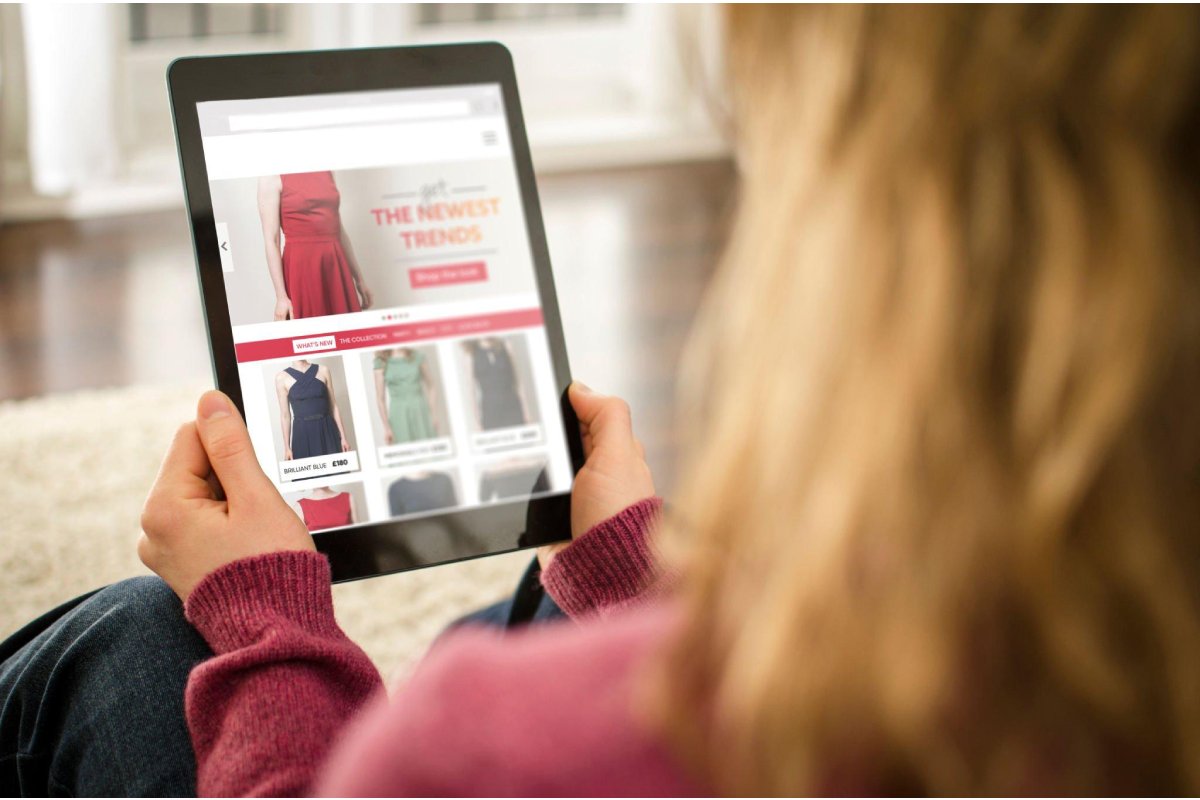 How To Shop For Clothes Online Like a Pro