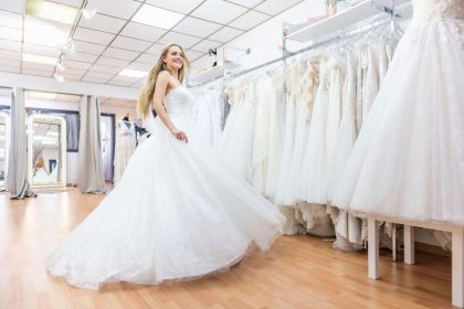 We Found The Perfect Flowy Wedding Dress For Your Body Type