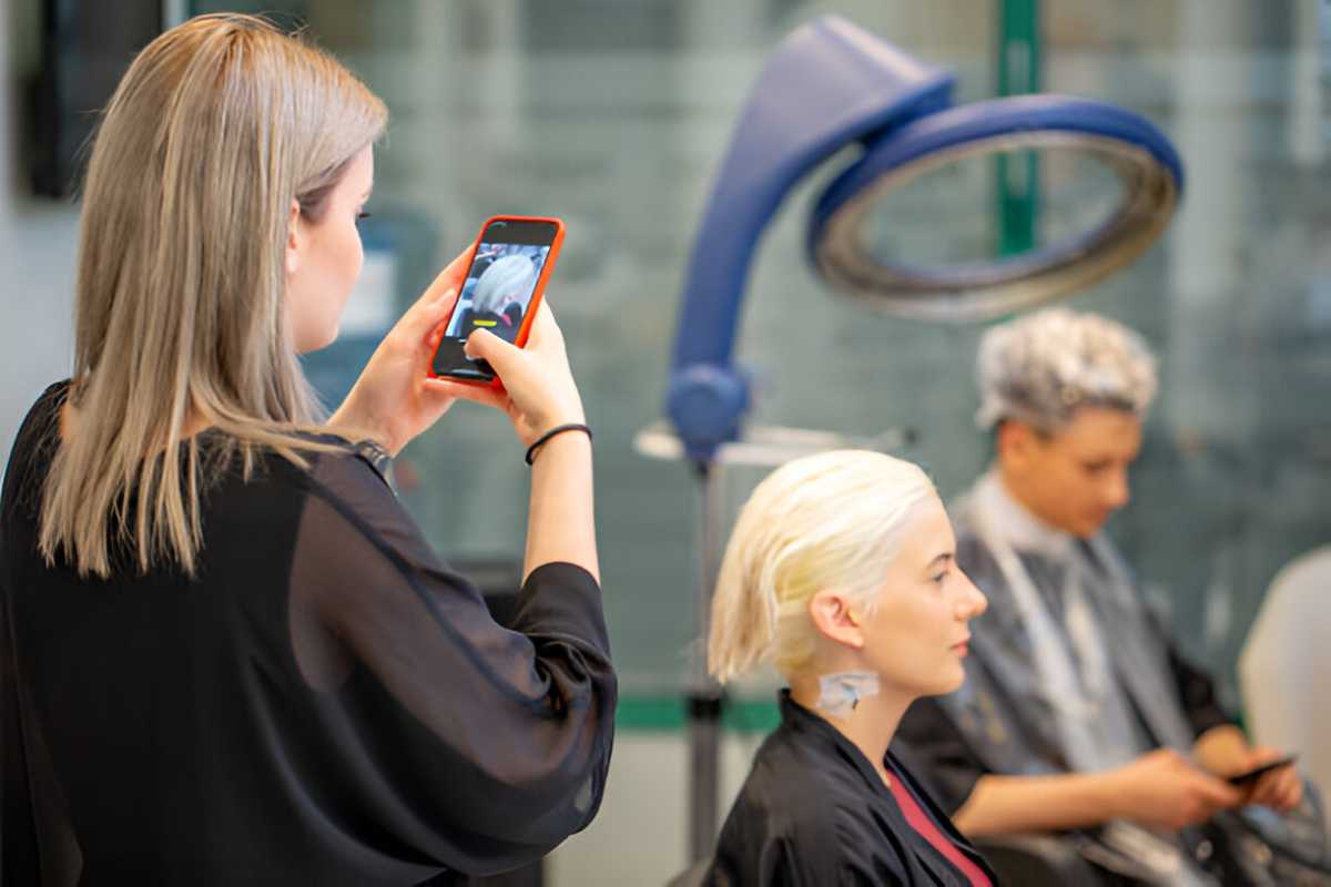 Salon Promotion