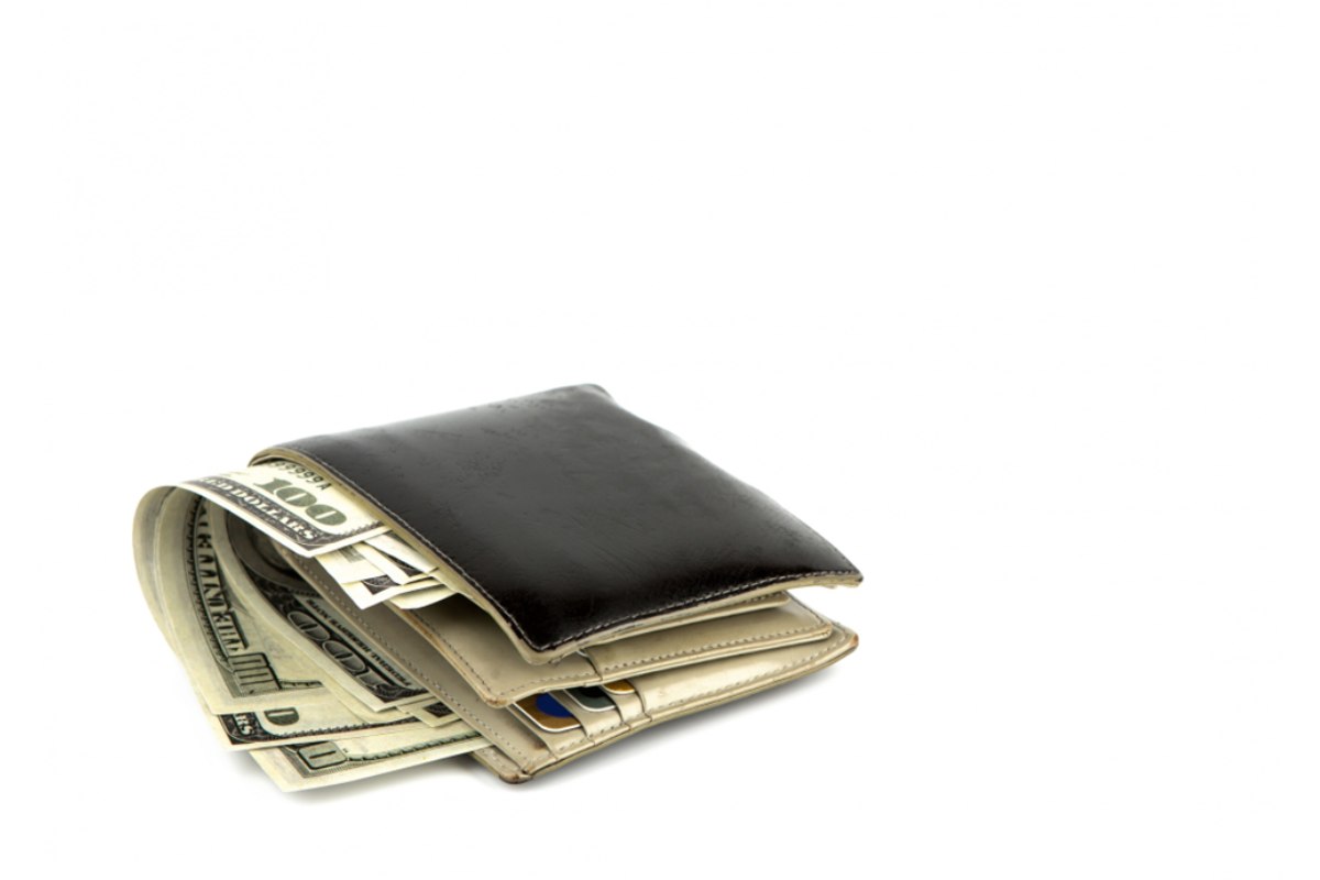 Wallets vs. Card Holders