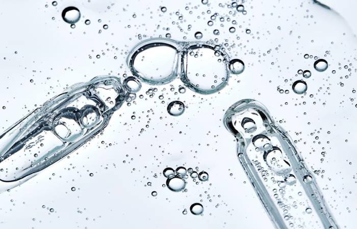 glow with hyaluronic acid